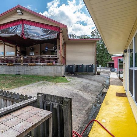 Canary Lake Cottage W/Hot Tub At Sam'S Pizza Hot Springs Exterior foto